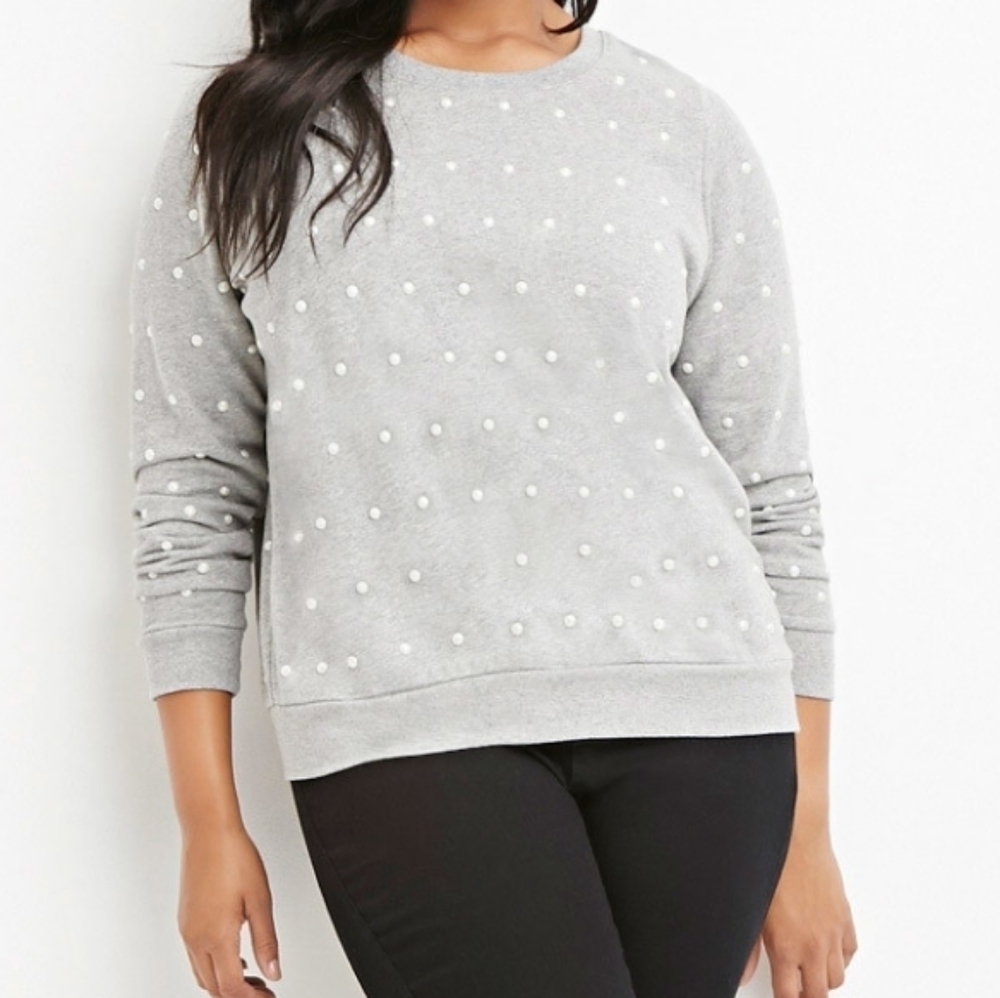 Forever 21‎ Plus Pearl Sweatshirt